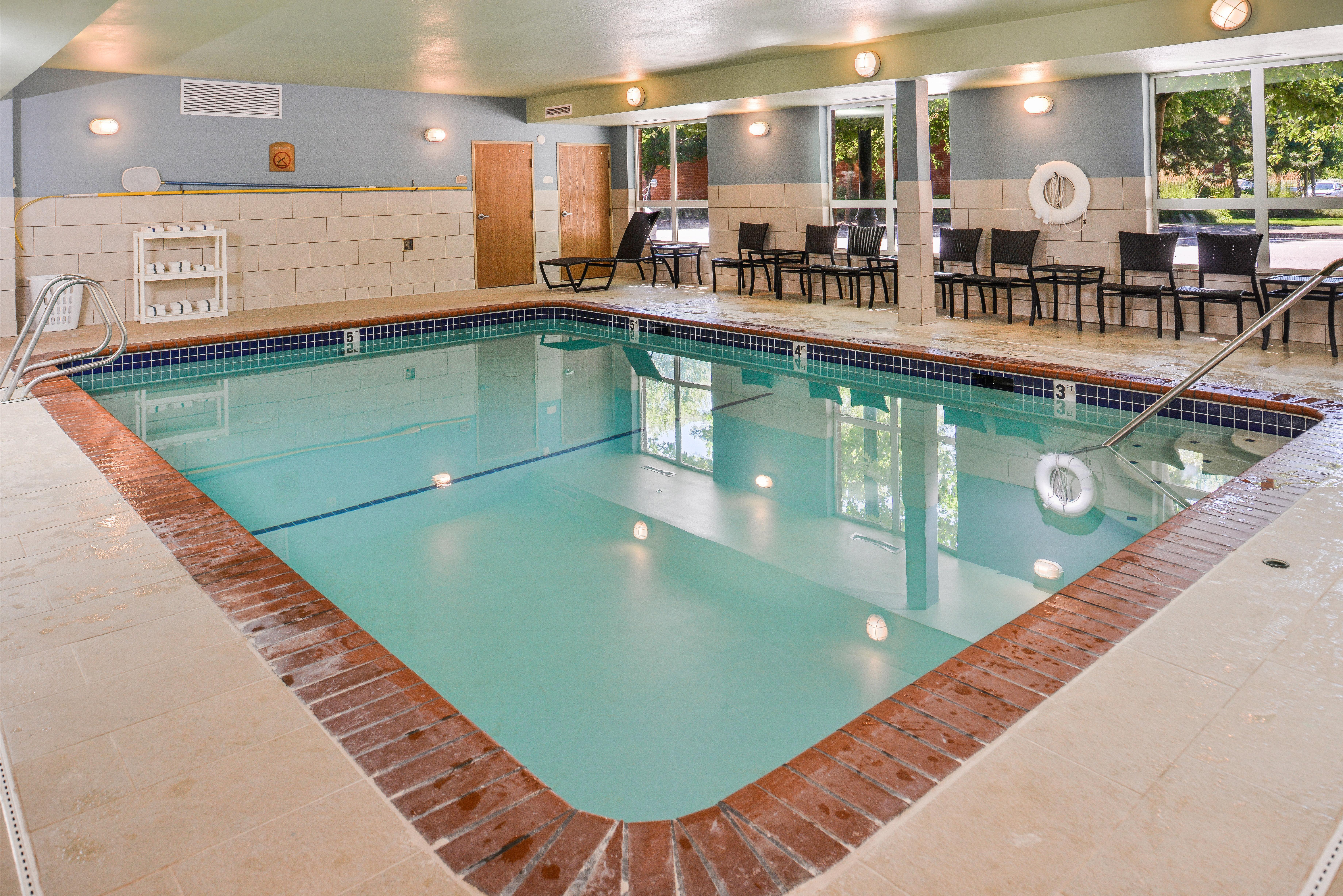Holiday Inn Express & Suites Lacey - Olympia By Ihg Dış mekan fotoğraf