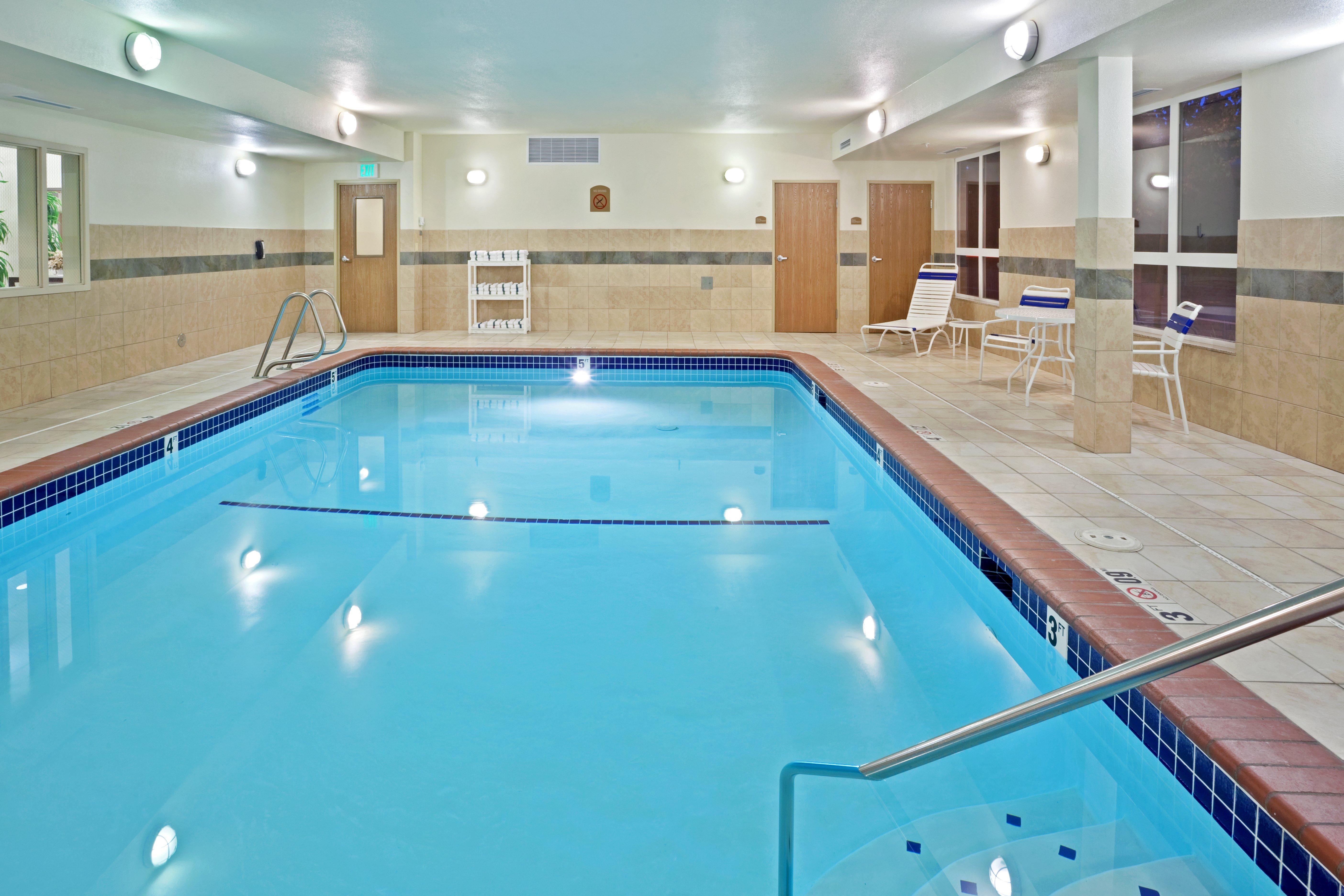 Holiday Inn Express & Suites Lacey - Olympia By Ihg Dış mekan fotoğraf