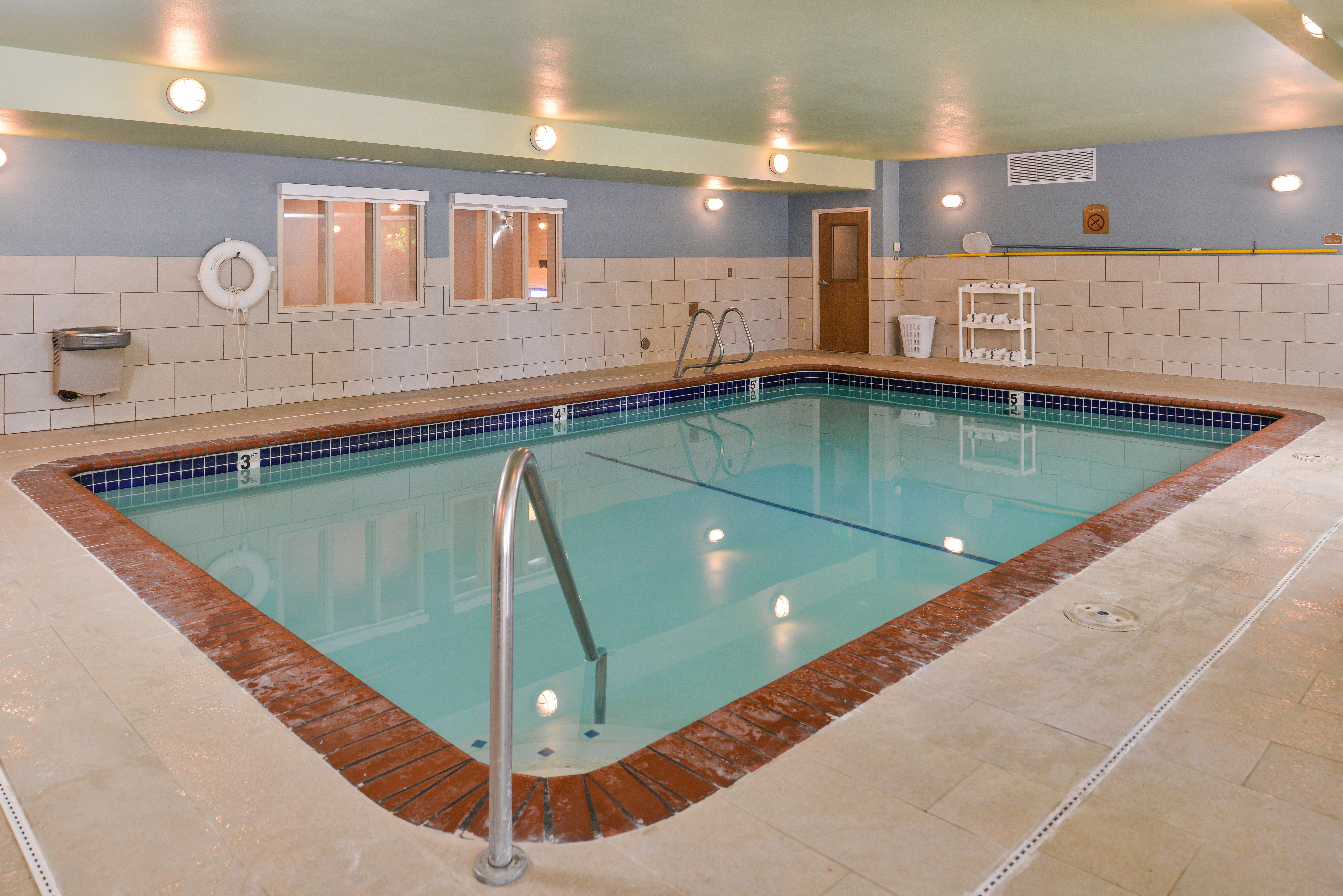 Holiday Inn Express & Suites Lacey - Olympia By Ihg Dış mekan fotoğraf